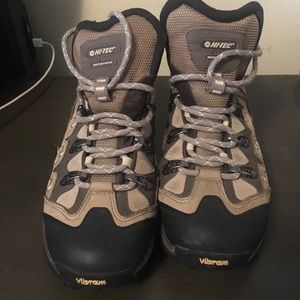 Hi tec hiking boots